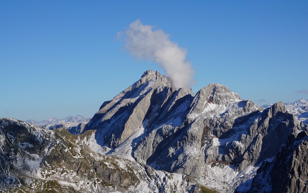 Enhancing Winery Tours with SMS-iT CRM’s Itinerary Management