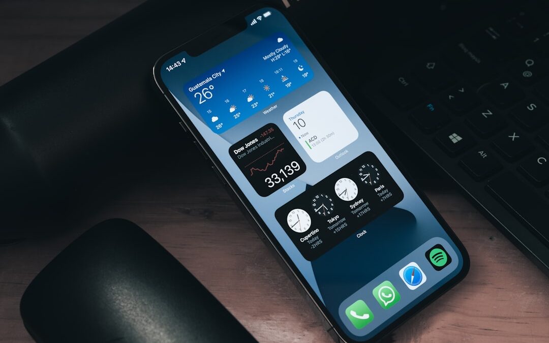 Streamlining Home Service Operations with SMS-iT CRM’s Appointment Scheduling