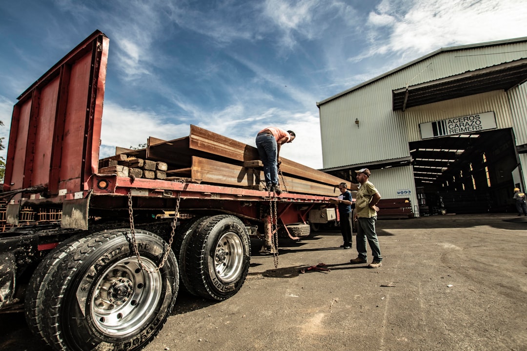 Photo Lumber truck