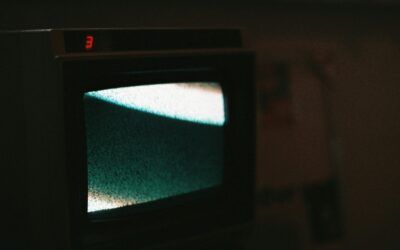 Call + SMS Blends: When to Switch Channels