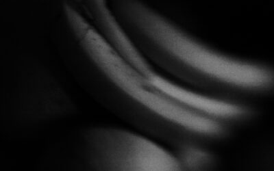 The “Message → Meeting” Ladder: Micro-Yeses That Convert